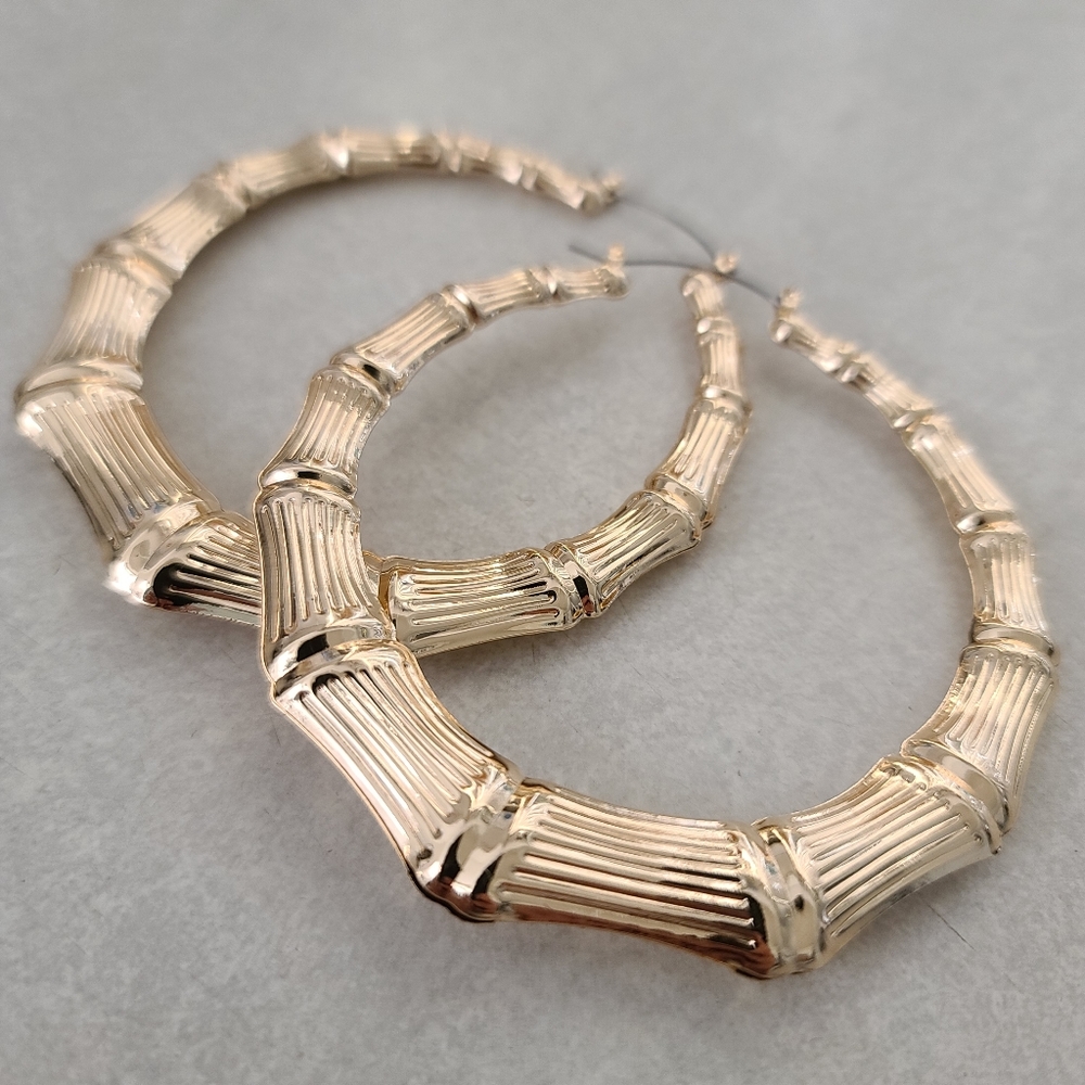 GUESS Gold Tone Bamboo Hoop Earrings 80mm 3" Door Knocker Hip Hop 90s Statement - Picture 7 of 13